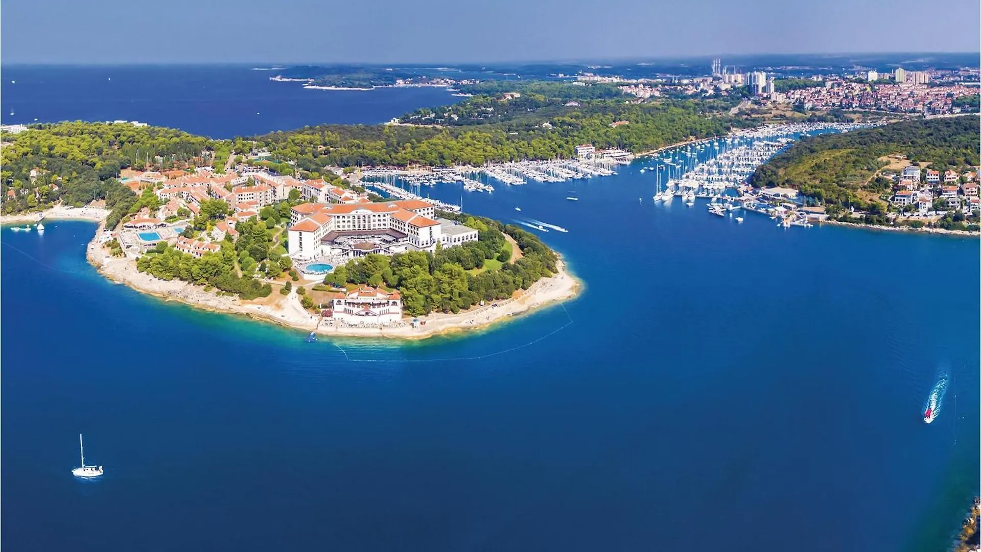 2 Bedroom Stunning Apartment In Pula Croatia